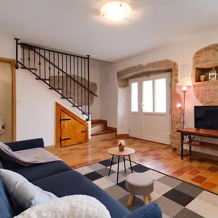 Villa Zoro With A Lovely Garden And A Private Pool In The Middle Of Istria